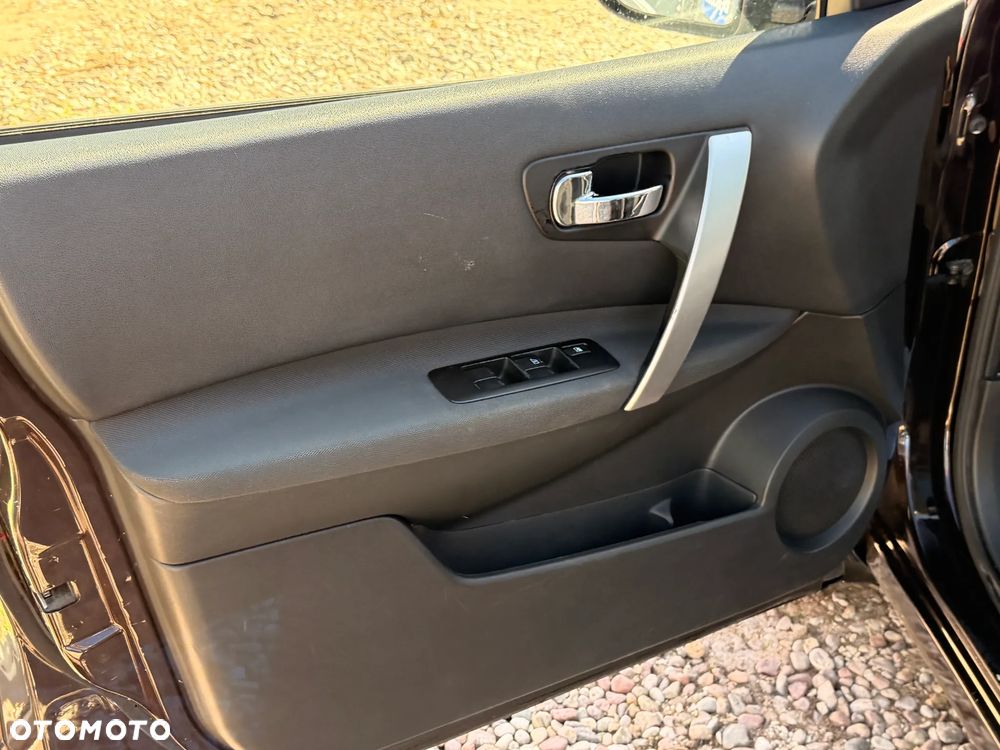 Nissan Qashqai+2 1.6 visia - 13