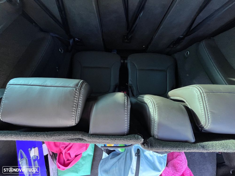 Renault Espace 1.6 dCi Initiale Paris EDC - 9