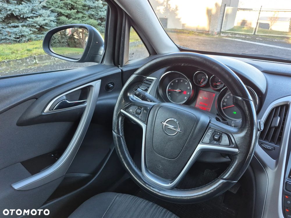 Opel Astra 1.4 Turbo Cosmo - 12