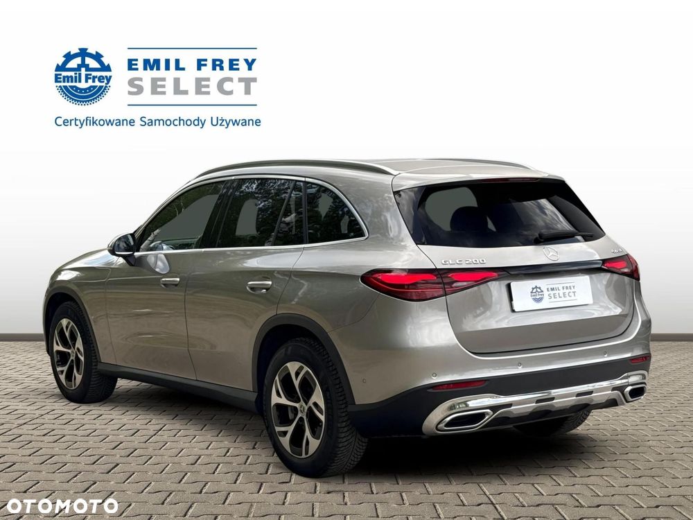 Mercedes-Benz GLC - 4