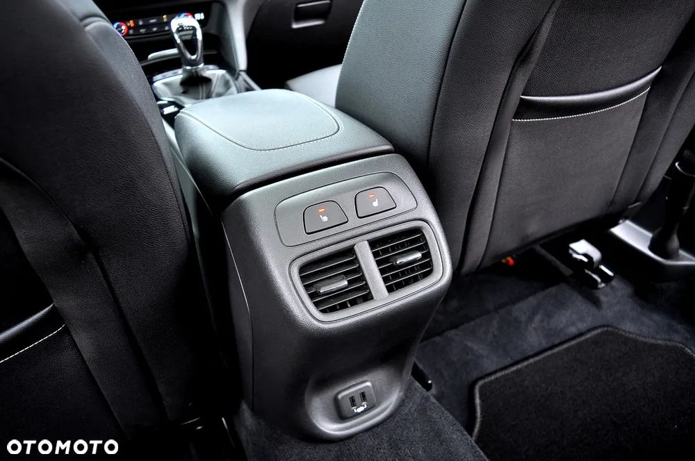 Opel Insignia 2.0 CDTI 4x4 Innovation S&S - 25