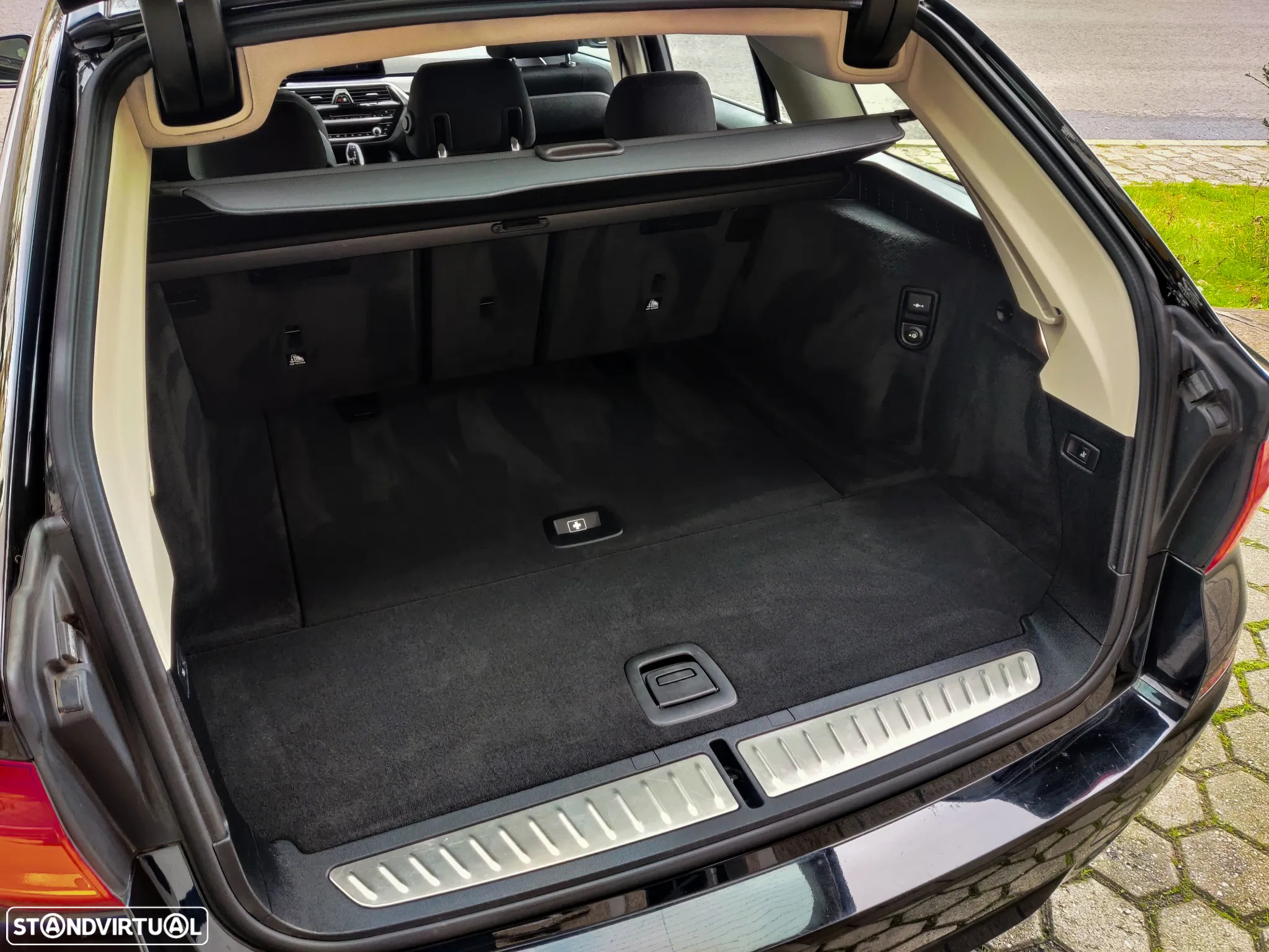 BMW 530 i Touring Aut. - 37