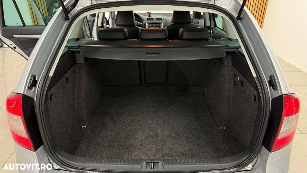 Skoda Octavia 1.2 TSI ACTIVE - 16