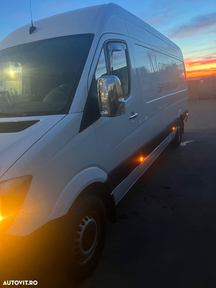 Mercedes-Benz Sprinter - 4