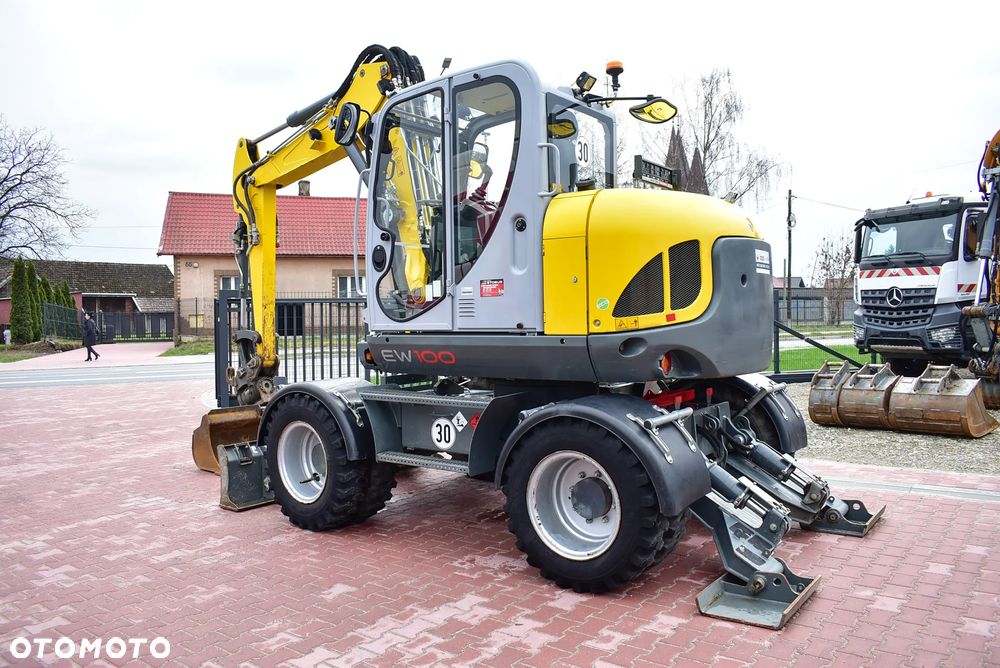 Wacker Neuson EW 100 Koparka kołowa 10.5 T/ Powertilt/ 4 Łyżki/ Podpory + Pług/ 2021/ 3.700 Mth/ Sprowadzona z Austri ! - 6