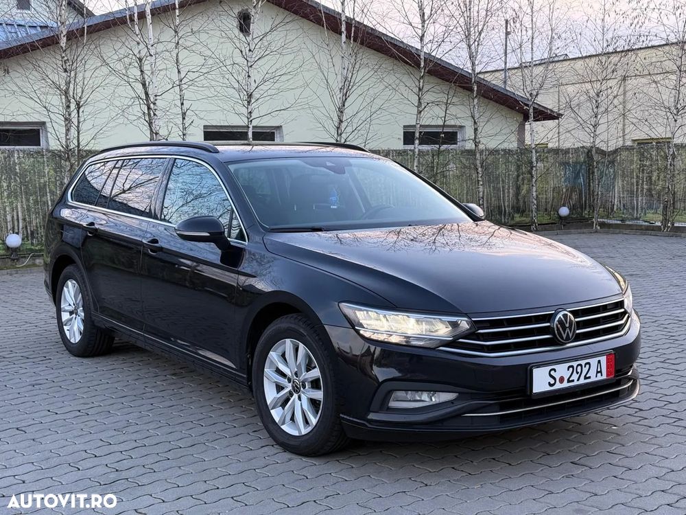 Volkswagen Passat - 31