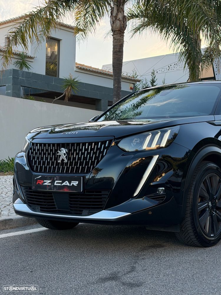 Peugeot 2008 1.2 PureTech GT EAT8 - 7