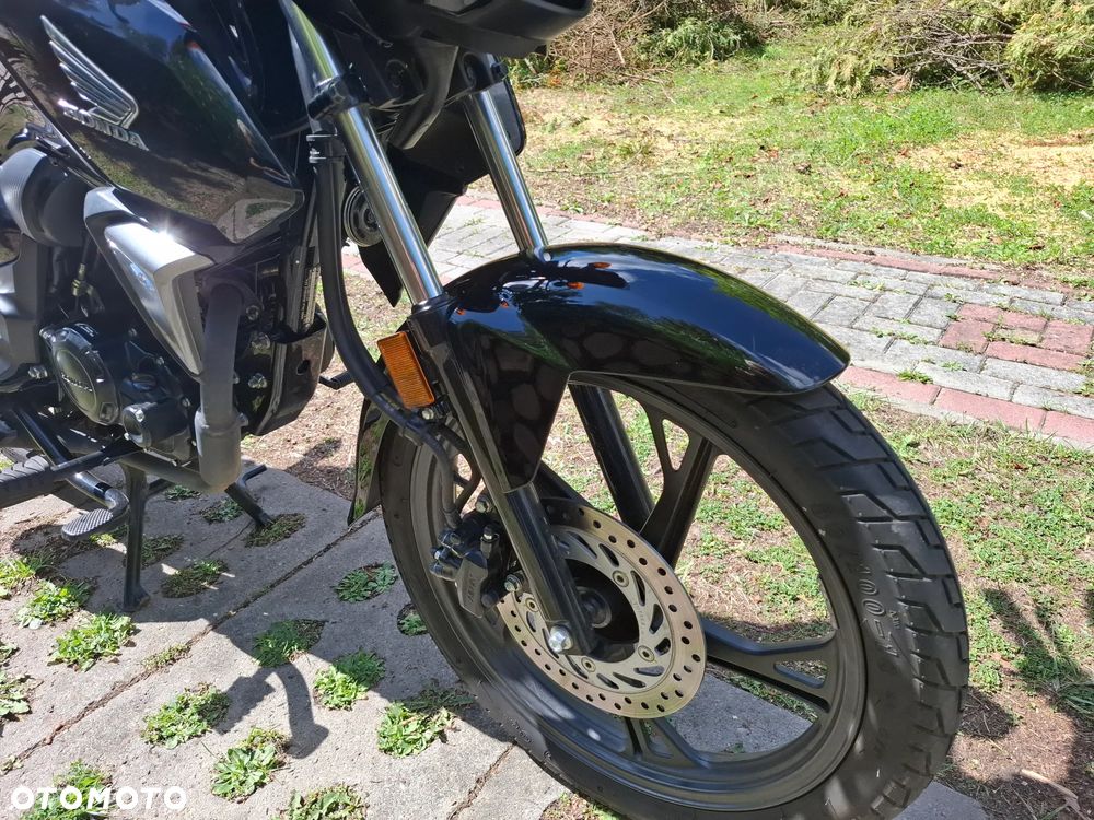 Honda CBF - 28