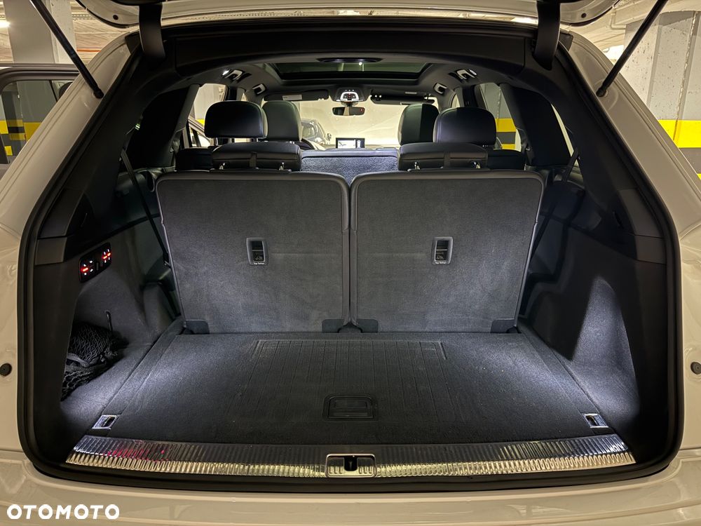 Audi Q7 - 8