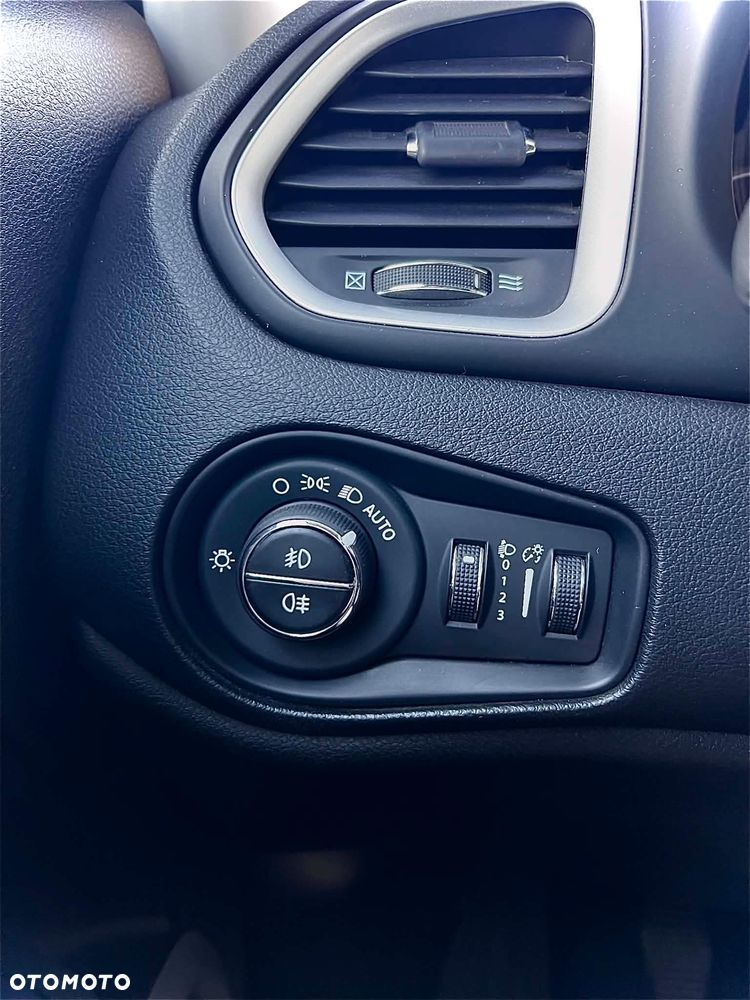 Jeep Renegade 1.6 MultiJet Longitude Adventure Edition - 14