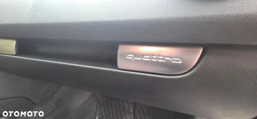 Audi A3 Sportback 2.0 TDI DPF Quattro Attraction - 33