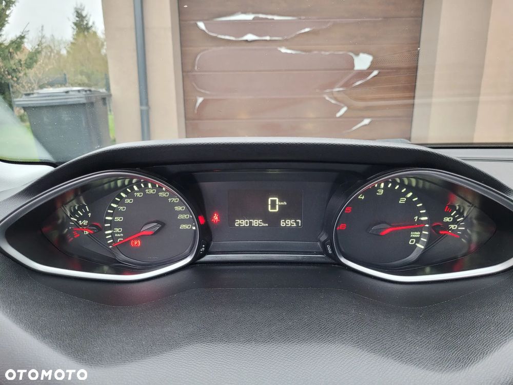 Peugeot 308 BlueHDi 120 Stop & Start Allure - 30