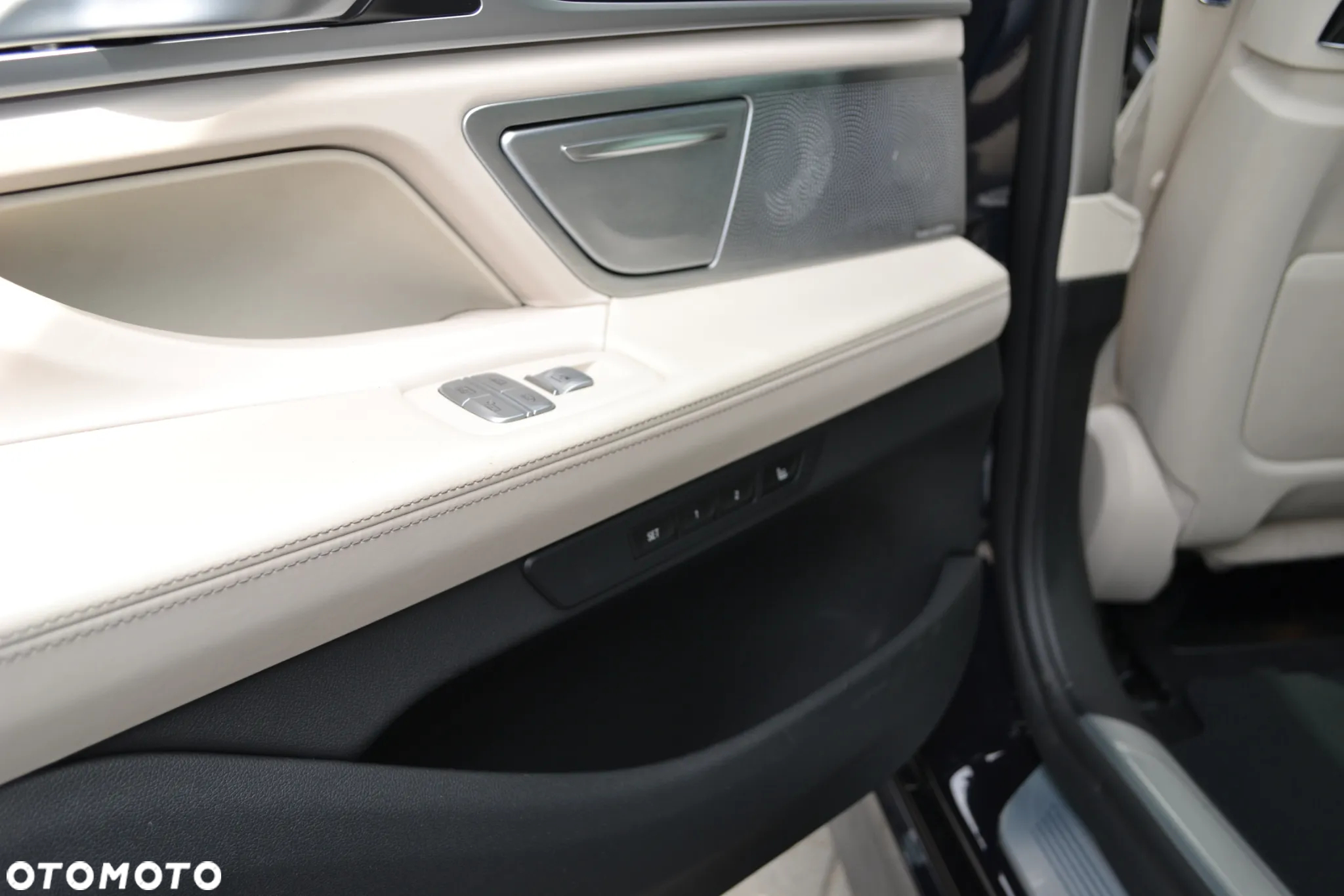 BMW Seria 7 750Ld xDrive - 15