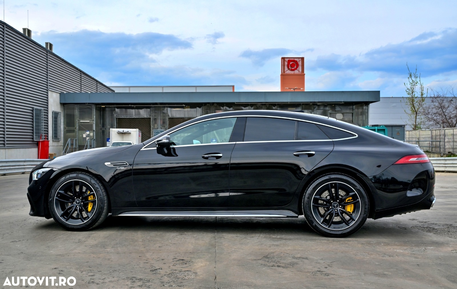 Mercedes-Benz AMG GT 53 4Matic+ Coupe Speedshift TCT 9G Sonderedition - 13