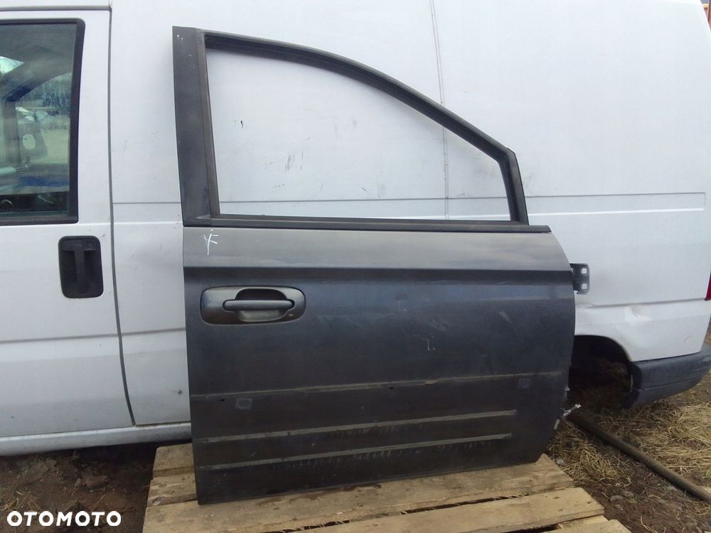 Chrysler Voyager Iv Drzwi Prawe Przód - 2