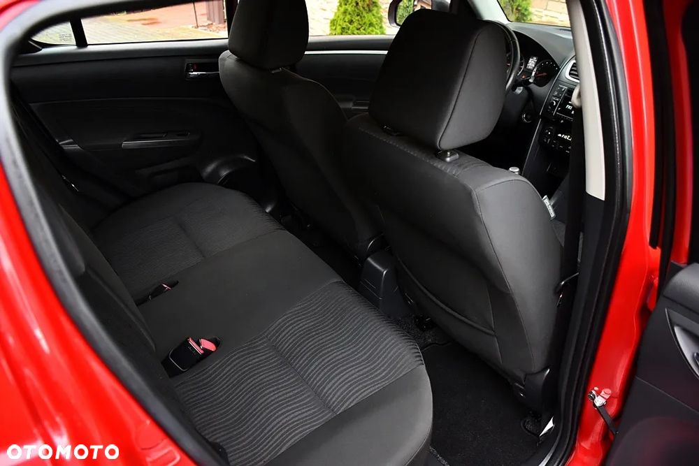 Suzuki Swift 1.2 Premium - 36