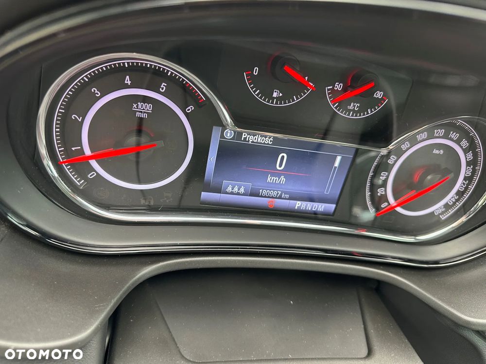 Opel Insignia 1.6 CDTI - 12