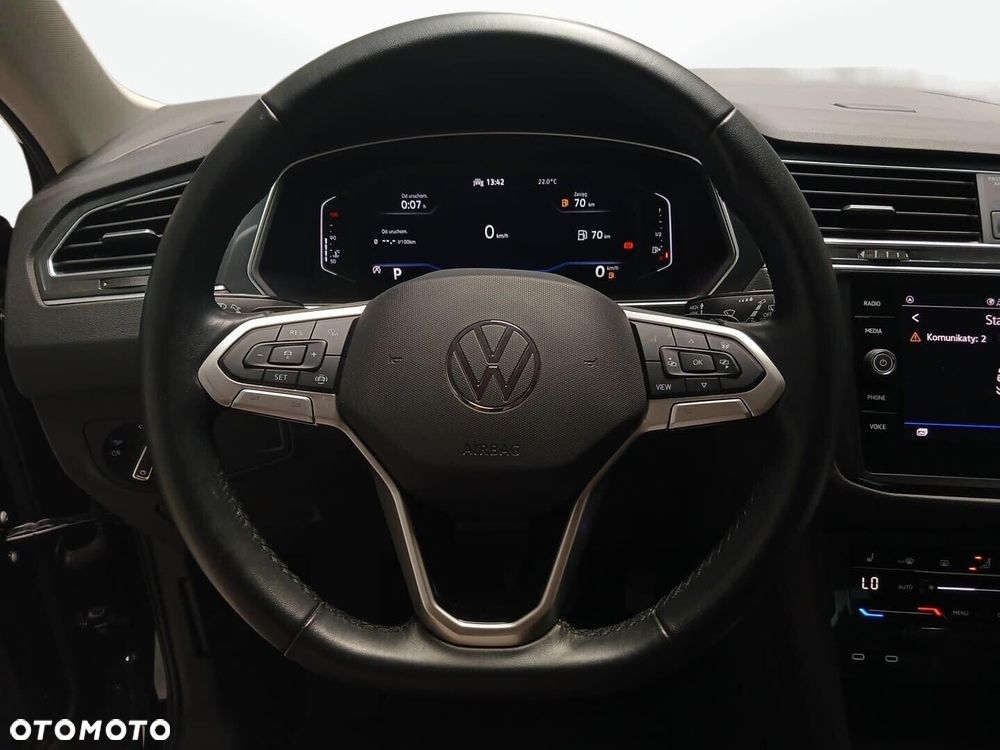 Volkswagen Tiguan - 27