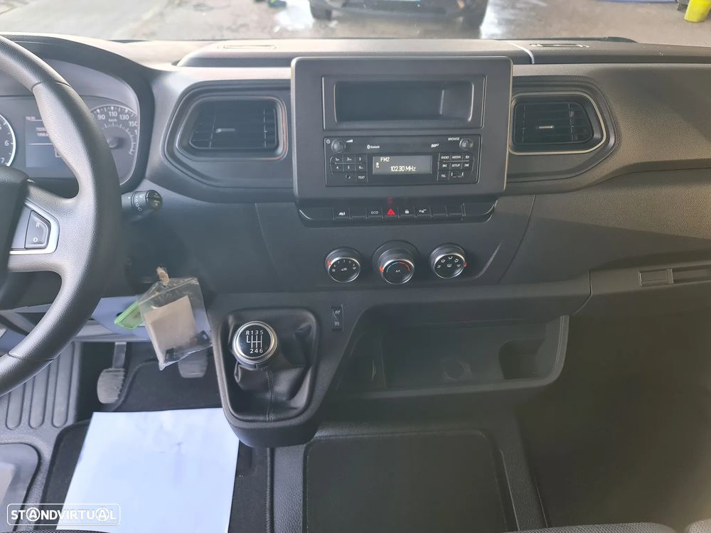 Renault Master 2.3Dci L2H2 135CV *Ac/ Sensores/ c/ IVA - 23