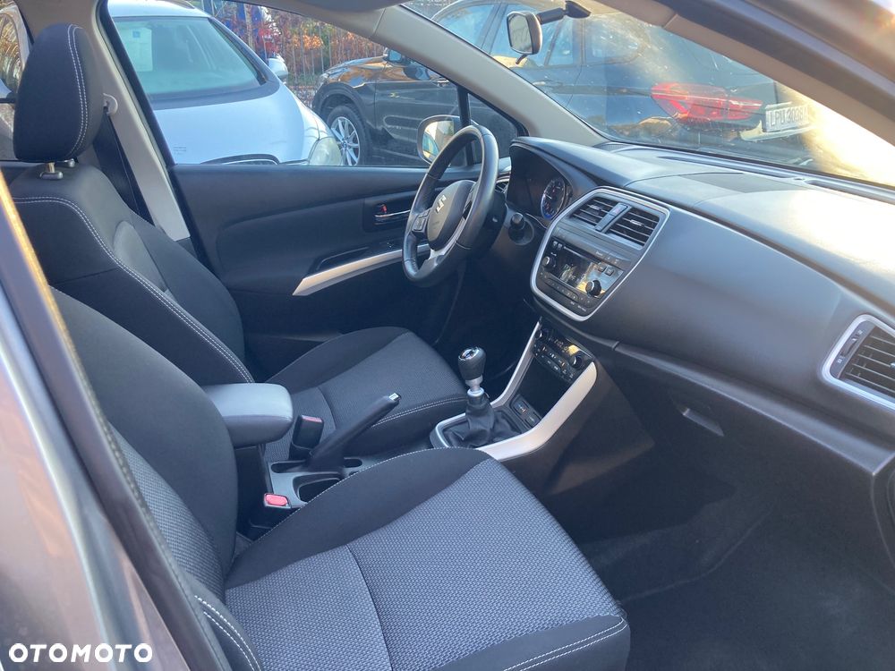 Suzuki SX4 S-Cross - 11