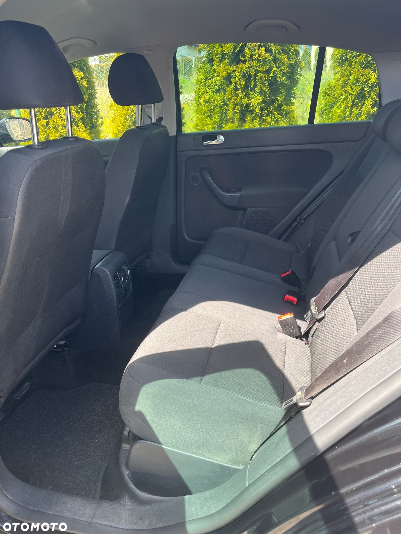 Volkswagen Golf Plus 1.6 TDI BlueMot Comfortline - 5