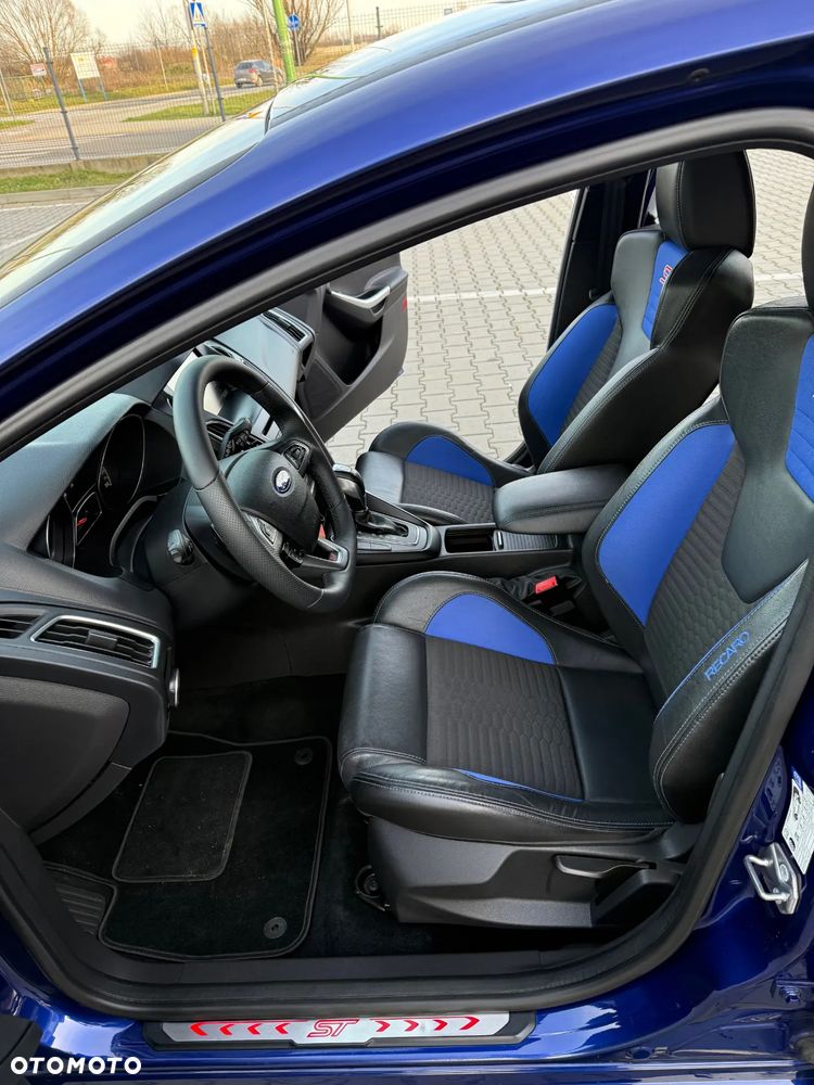 Ford Focus 2.0 TDCi ST-2 PowerShift - 7