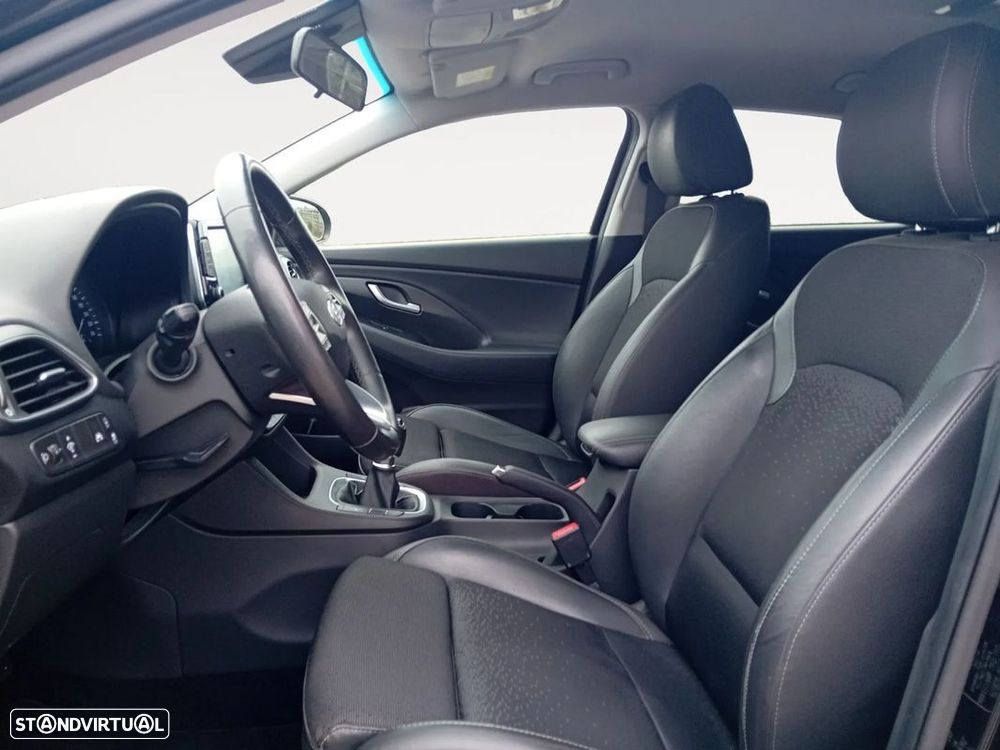 Hyundai i30 Fastback 1.0 T-GDI Style - 10