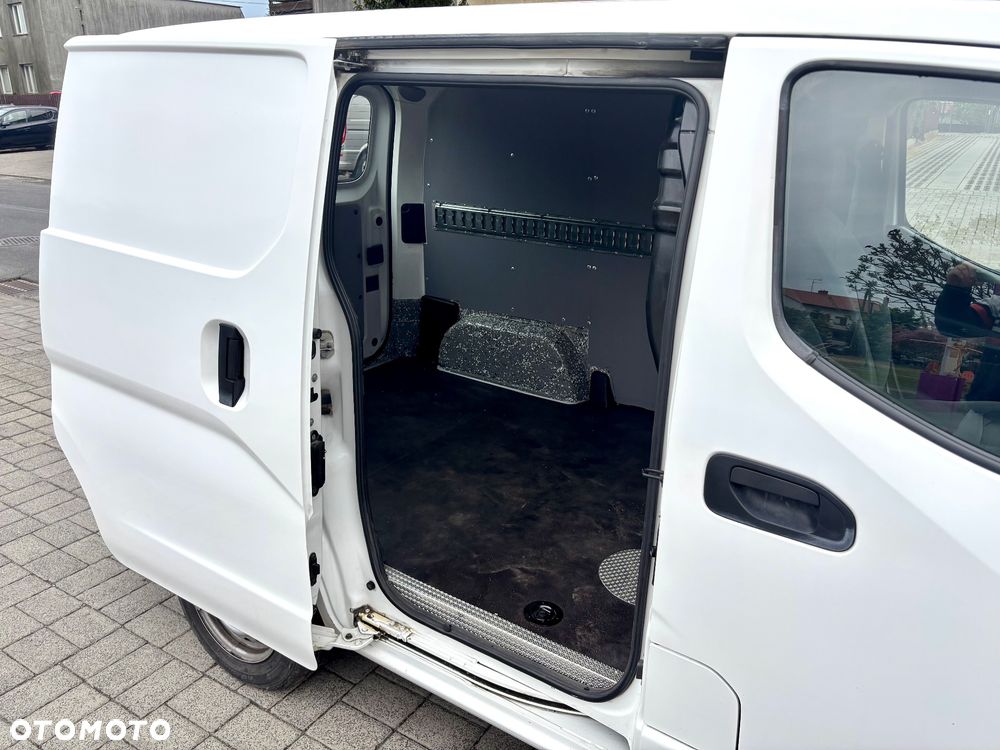 Nissan NV200 - 8