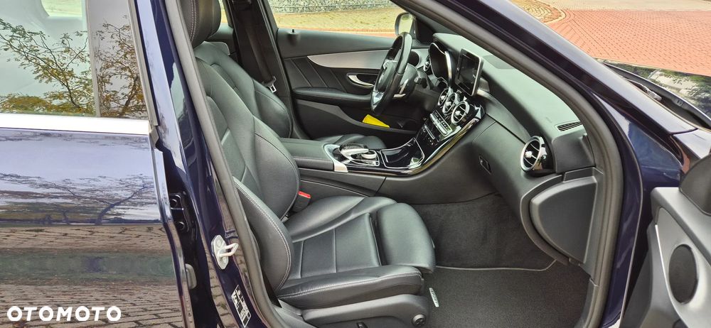 Mercedes-Benz Klasa C 200 d 9G-TRONIC AMG Line - 22