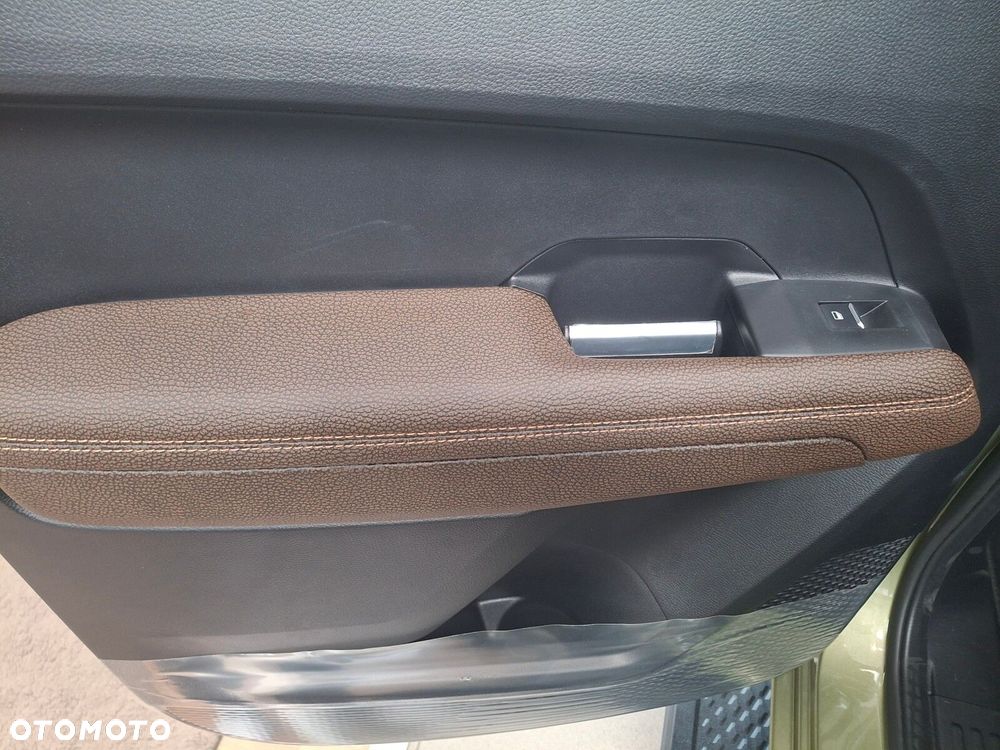 Volkswagen Amarok - 22