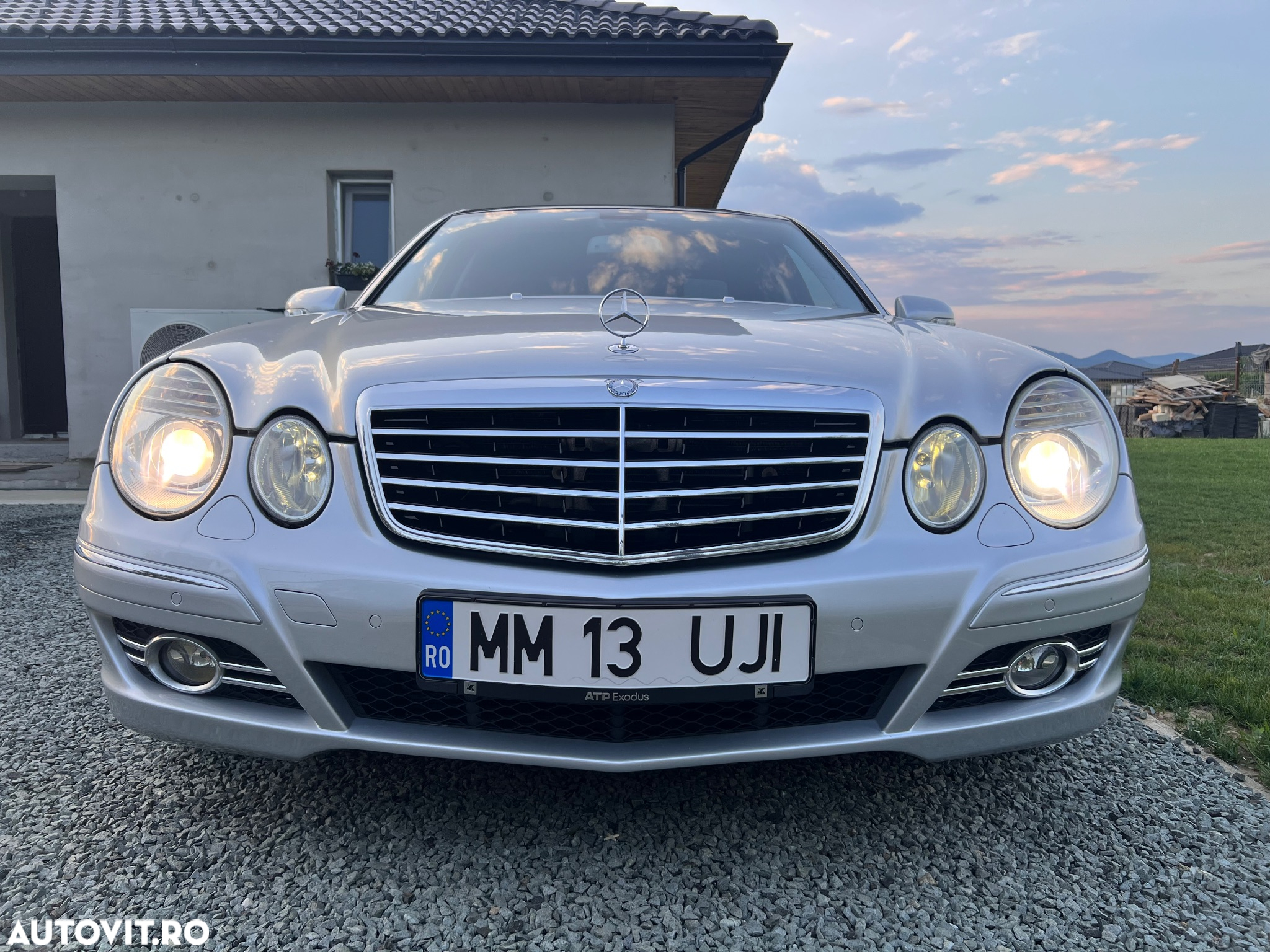 Mercedes-Benz E 320 CDI Avantgarde DPF Sport Edition - 5