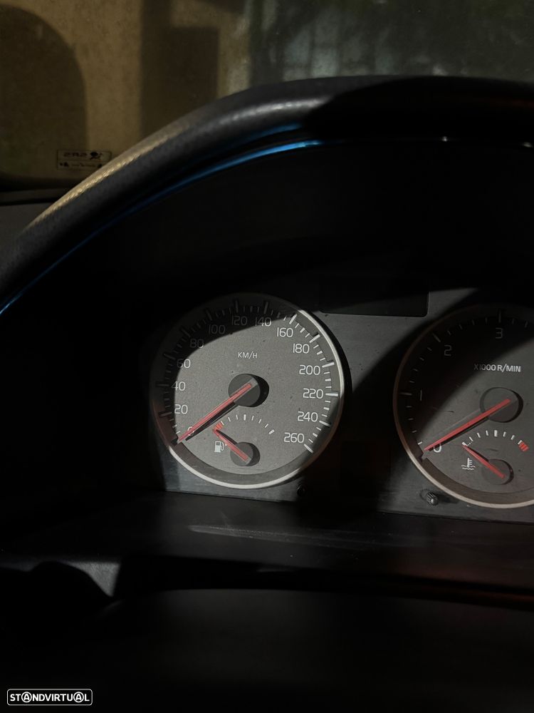 Volvo S40 2.0 D Nível 2 - 17