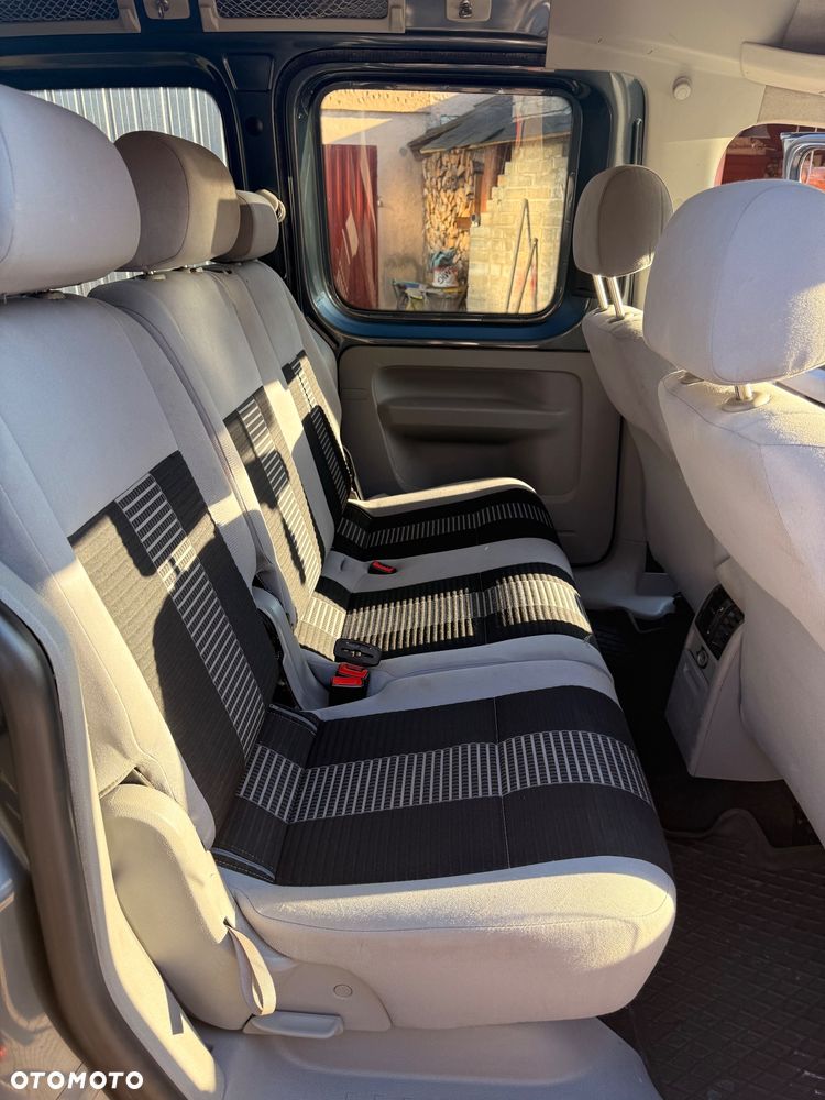 Volkswagen Caddy Life - 11