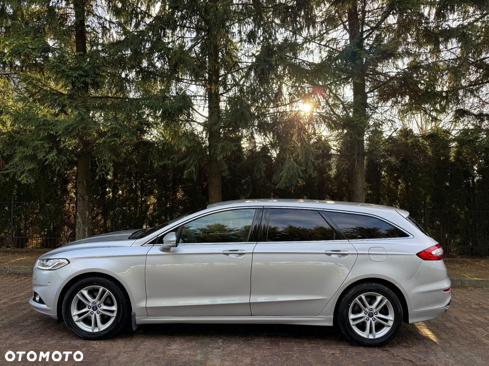 Ford Mondeo 2.0 TDCi STart-Stopp PowerShift-Aut Titanium - 4