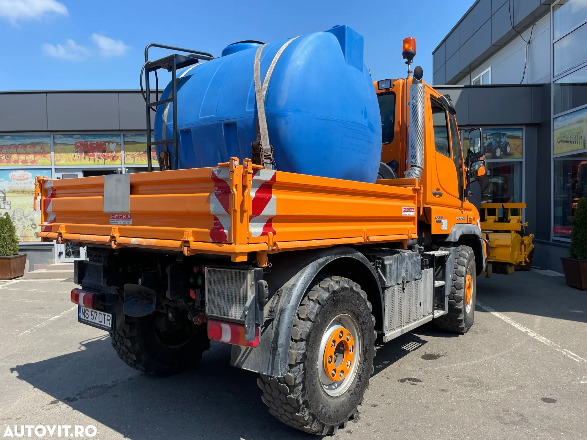 Mercedes-Benz UNIMOG U218 - 5