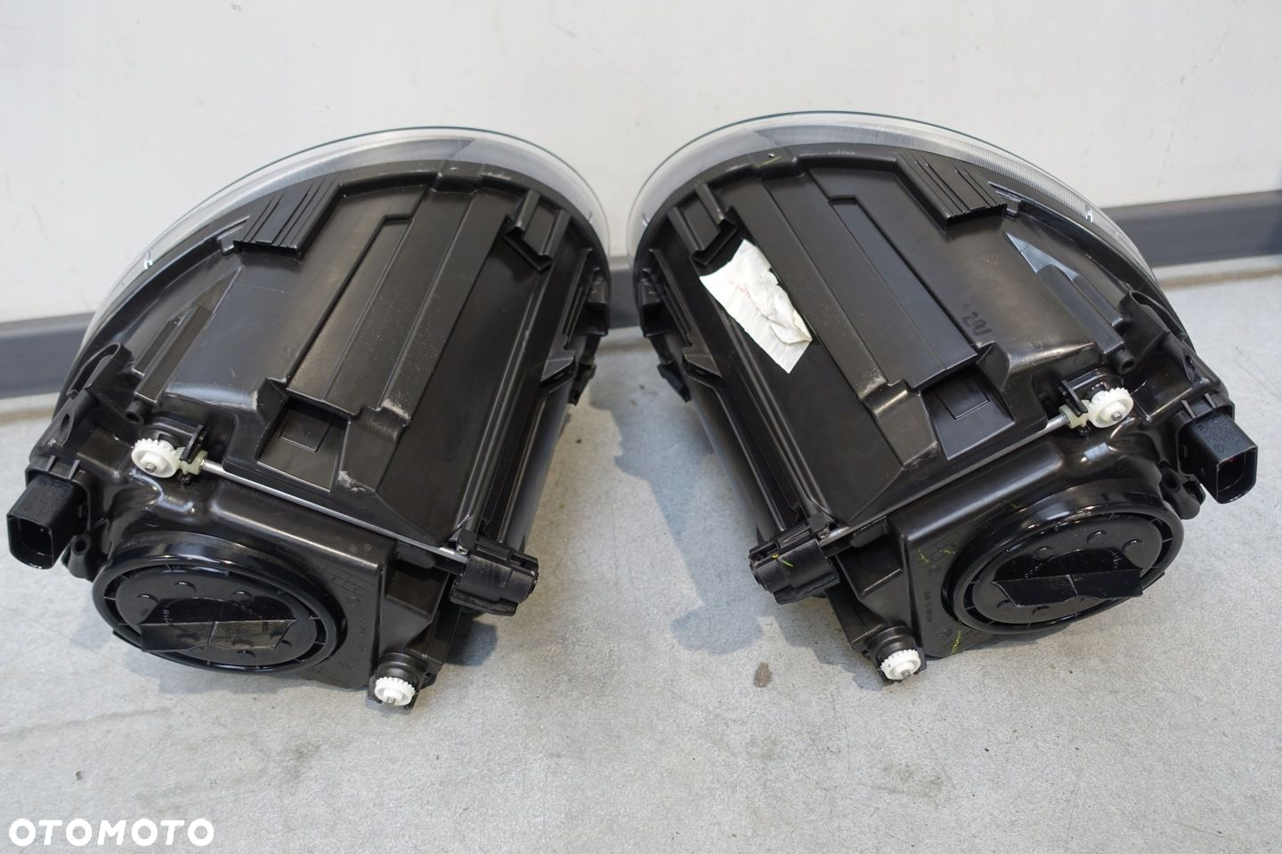VW BEETLE 5C LAMPA REFLEKTOR PRZÓD LEWA PRAWA KOMPLET IGŁA DEMONTAŻ - 5