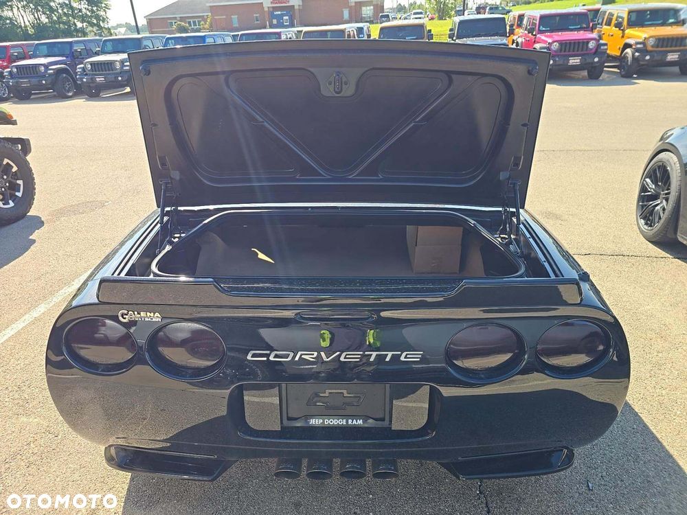 Chevrolet Corvette Convertible 5.7 - 10