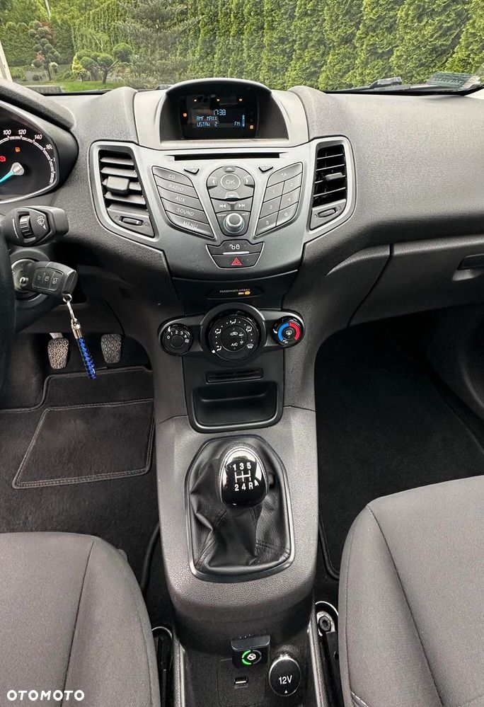 Ford Fiesta - 20