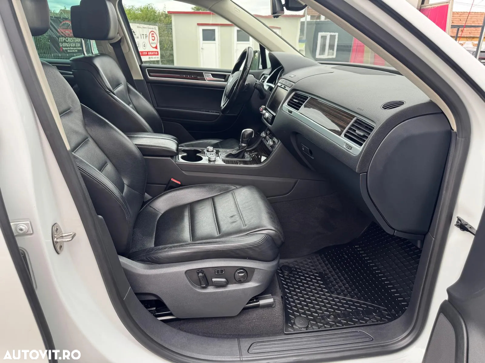 Volkswagen Touareg 3.0 V6 TDI SCR Blue Motion DPF Automatik Executive Edition - 8