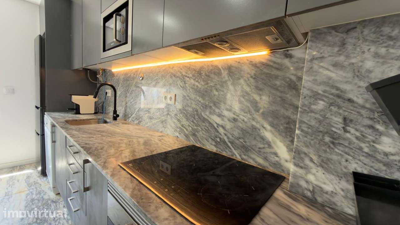 Apartamento T3 Open Space para Arrendamento em Paio Pires - Grande imagem: 4/10