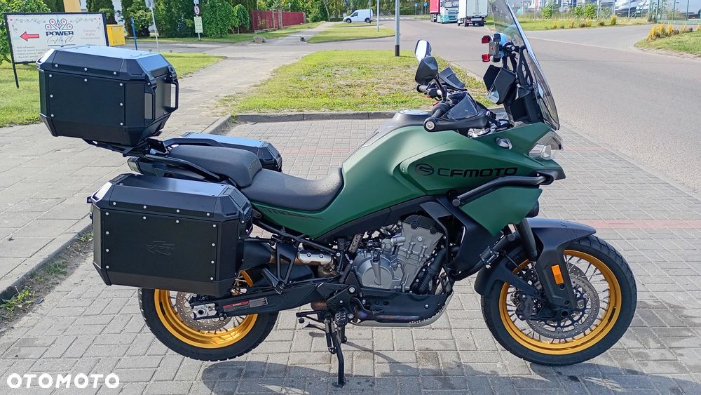 CFMoto 800MT Touring - 5
