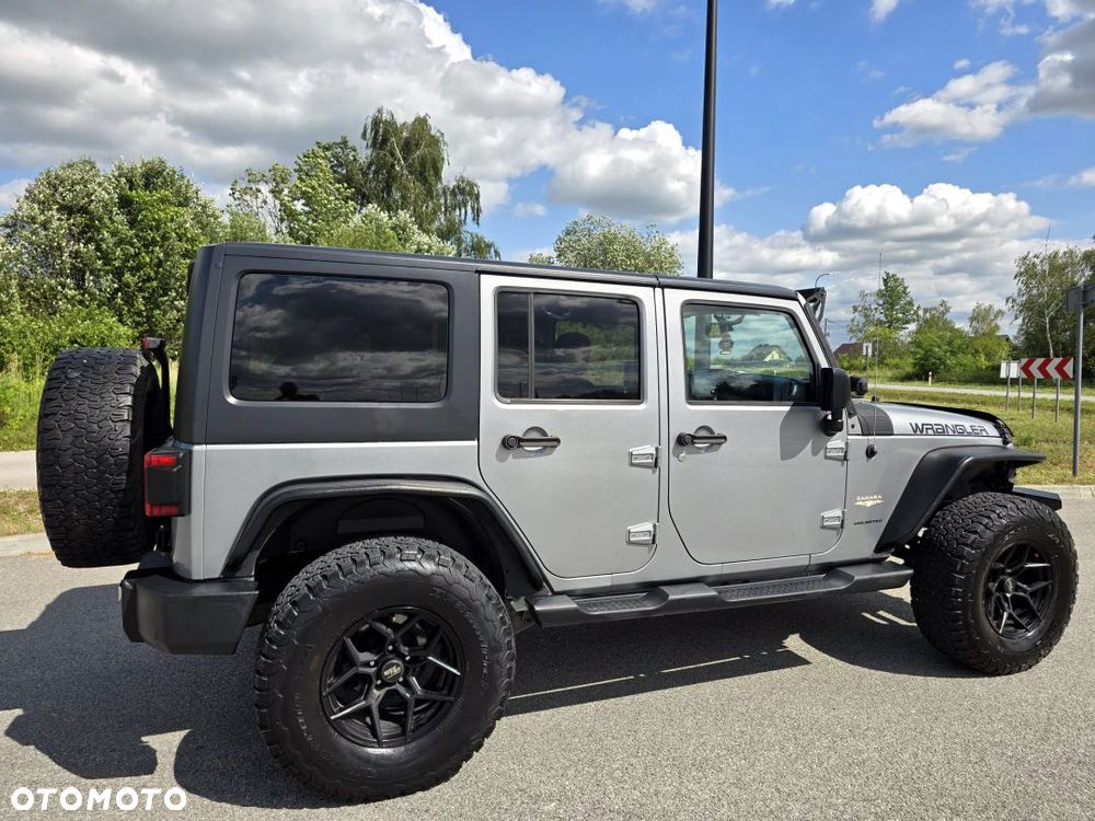 Jeep Wrangler 3.6 Unlim Sahara - 39