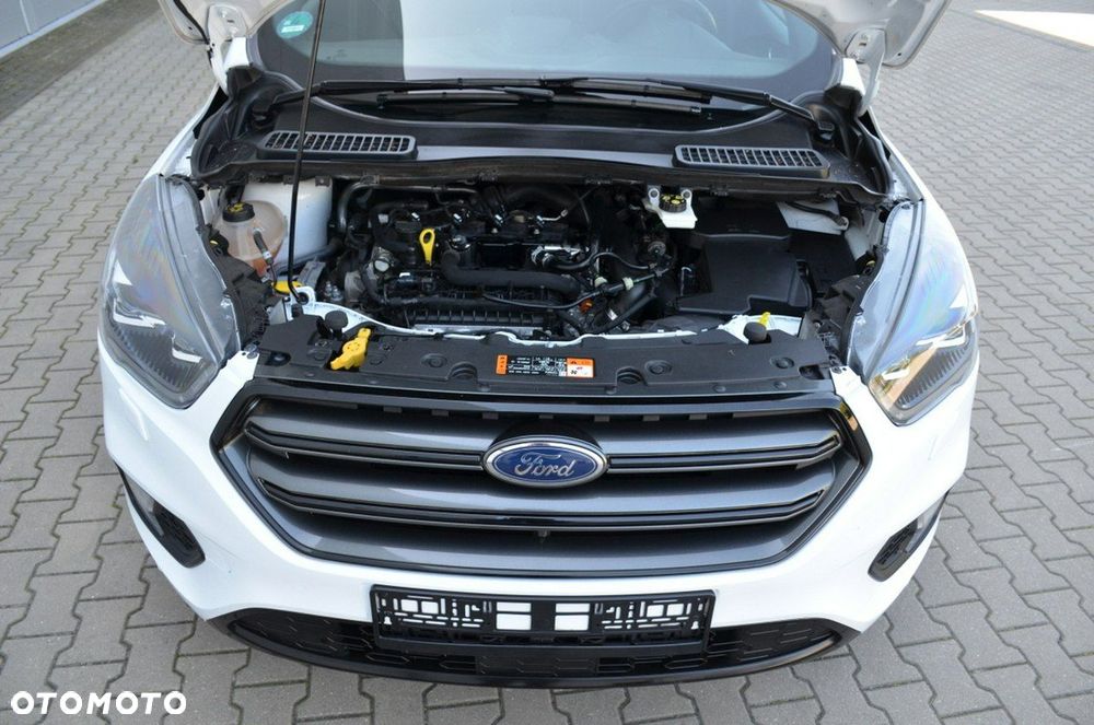 Ford Kuga - 20