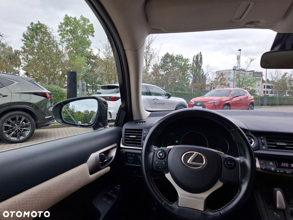 Lexus CT 200h Elite EU6 - 29