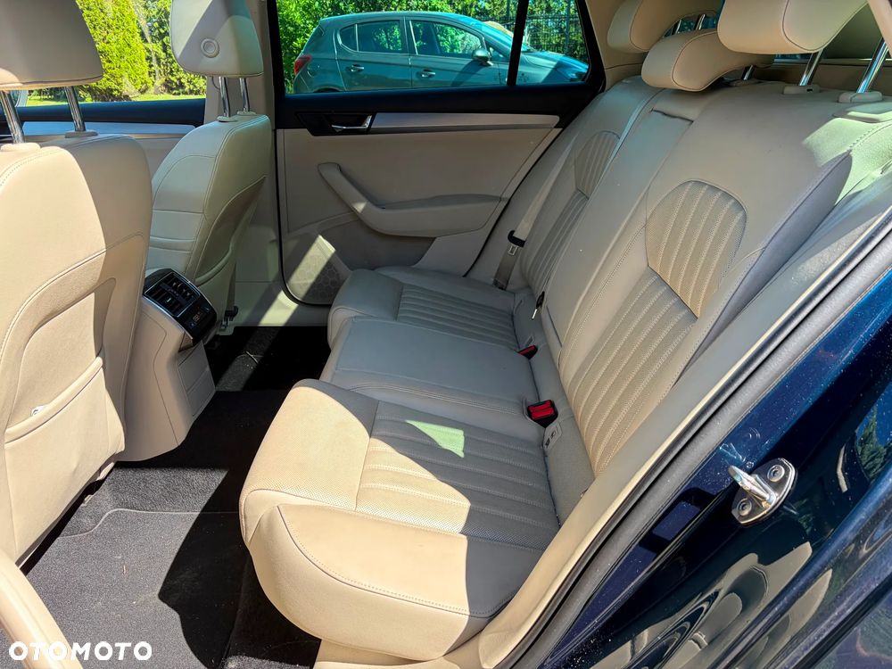 Skoda Superb 1.8 TSI DSG SportLine - 7