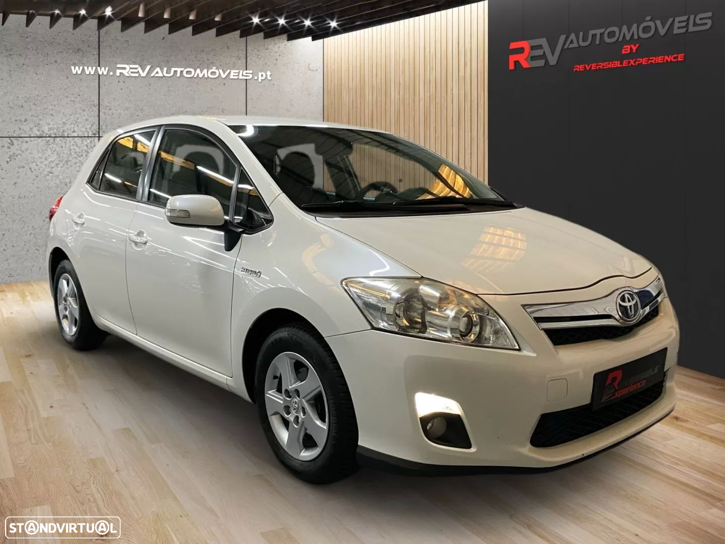 Toyota Auris 1.8 HSD Sport+Navi - 2