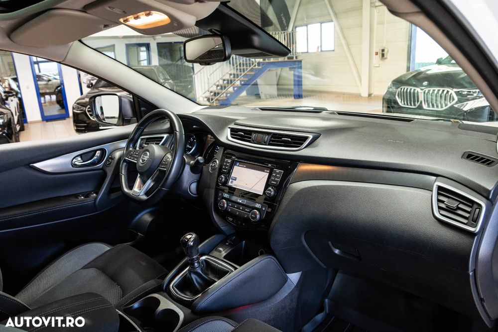 Nissan Qashqai 1.5D 114CP 2WD N-Connecta - 32
