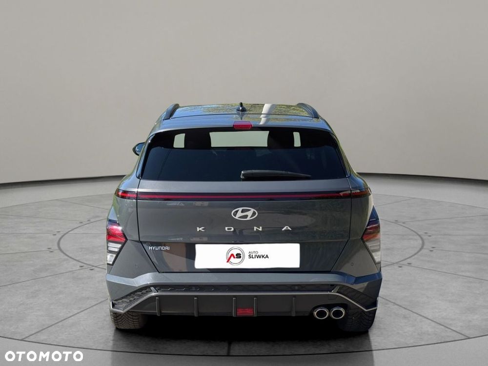 Hyundai Kona - 12