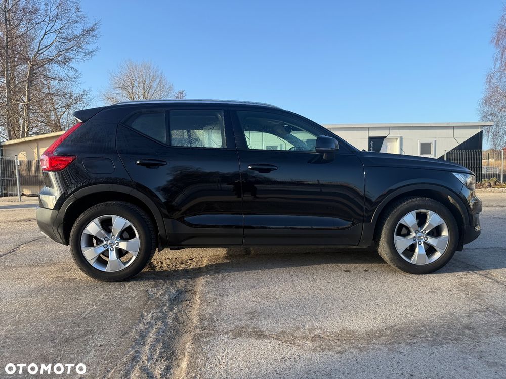 Volvo XC 40 T3 Geartronic Momentum - 5