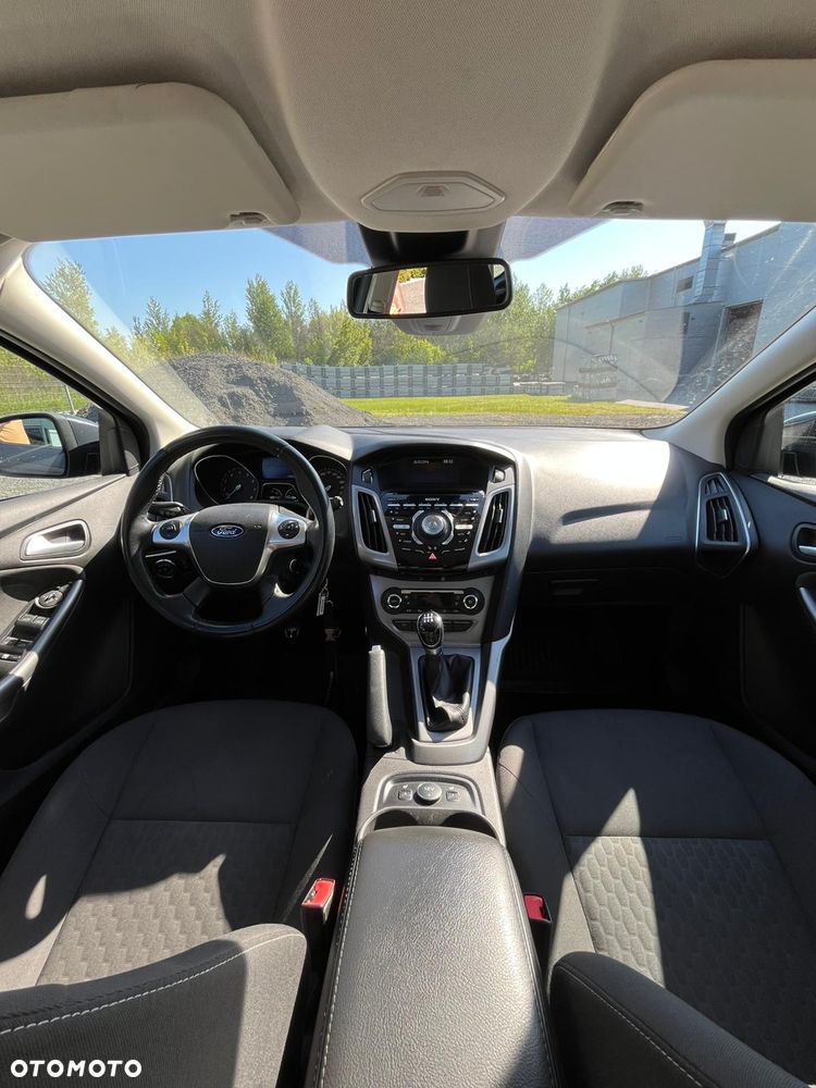 Ford Focus 1.0 EcoBoost Titanium - 4